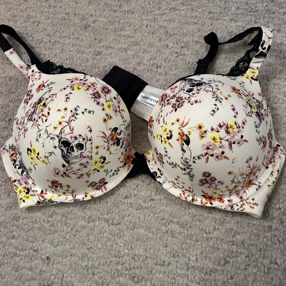 Torrid Curve bra